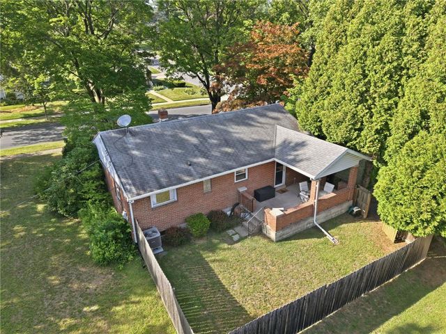 2726 West Livingston Street, Allentown City, PA 18104