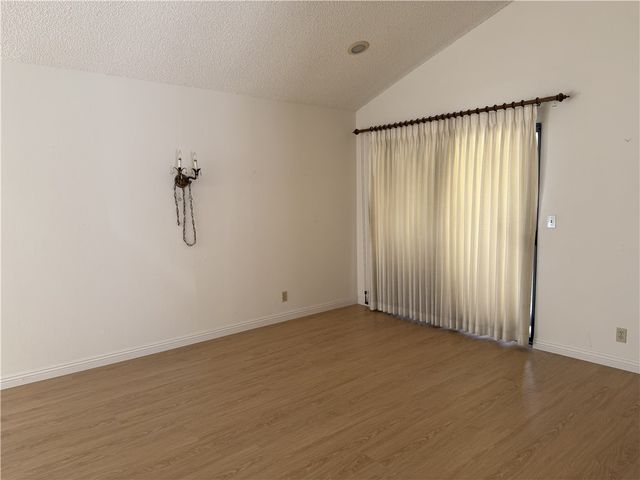 19248 Palm, Apple Valley, CA 92308
