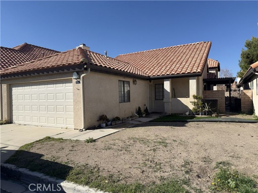 19248 Palm, Apple Valley, CA 92308