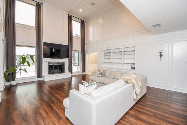 1811 Fieldbriar Drive, Katy, TX 77450