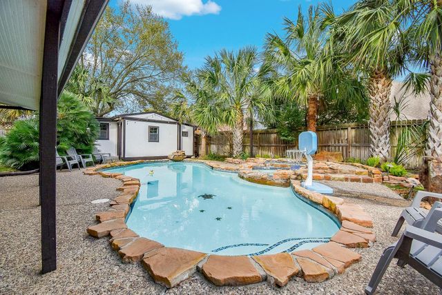 1811 Fieldbriar Drive, Katy, TX 77450