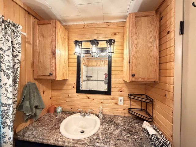 961 Lake Drive, Harrison, MI 48625