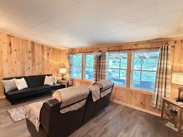 961 Lake Drive, Harrison, MI 48625
