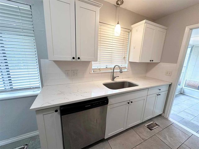4307 N Indiana Avenue, Oklahoma City, OK 73118