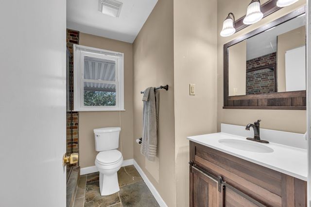 5122 Edmondson Pike, Nashville, TN 37211