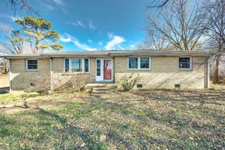 5122 Edmondson Pike, Nashville, TN 37211