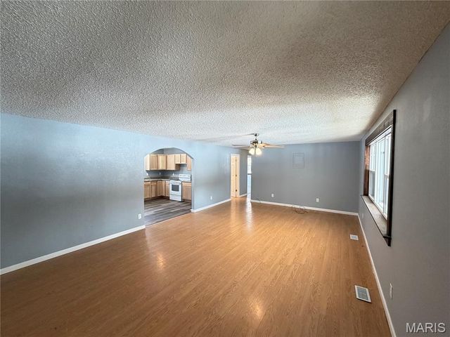 91 County Road 4237, Salem, MO 65560