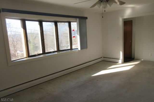 11 Overlook Ter, Ringwood Boro, NJ 07456