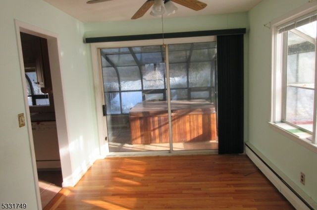11 Overlook Ter, Ringwood Boro, NJ 07456