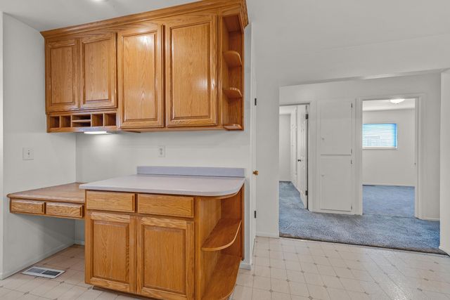 24825 Santa Clara St, Hayward, CA 94544