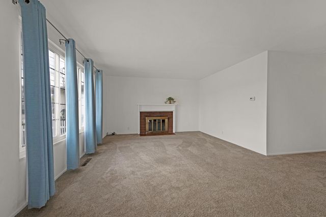 24825 Santa Clara St, Hayward, CA 94544