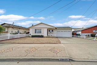 24825 Santa Clara St, Hayward, CA 94544