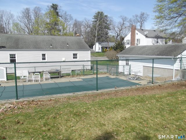 192 Wells Street, Manchester, CT 06040