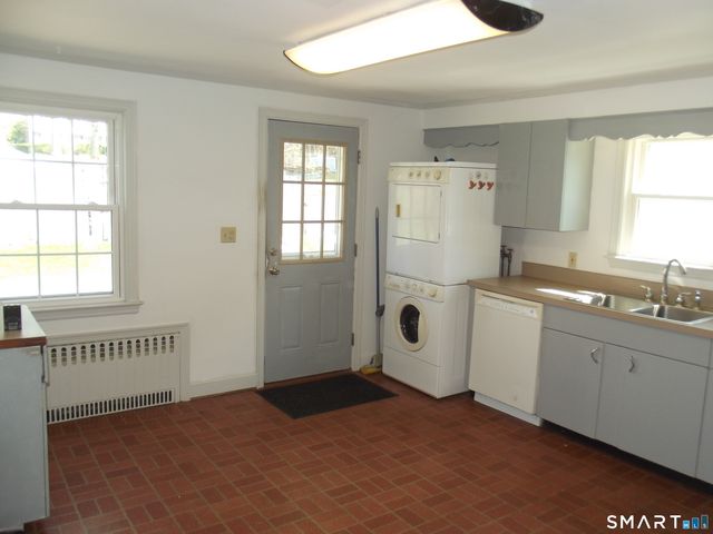 192 Wells Street, Manchester, CT 06040