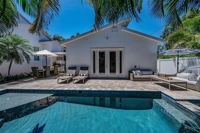 1710 BRIGHTWATERS BOULEVARD NE, St Petersburg, FL 33704