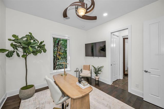 1710 BRIGHTWATERS BOULEVARD NE, St Petersburg, FL 33704