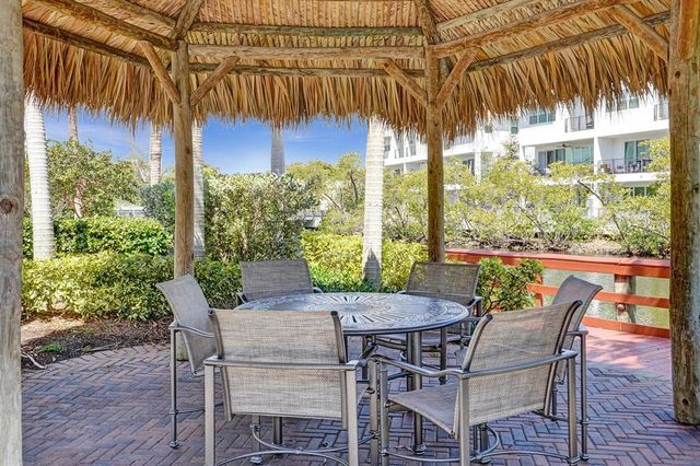 2609 NE 14th Avenue 106, Wilton Manors, FL 33334