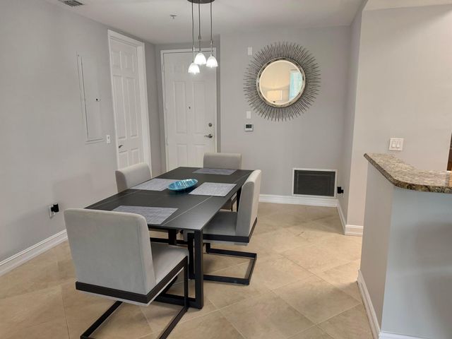 2609 NE 14th Avenue 106, Wilton Manors, FL 33334