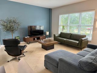 2609 NE 14th Avenue, Fort Lauderdale, FL 33334