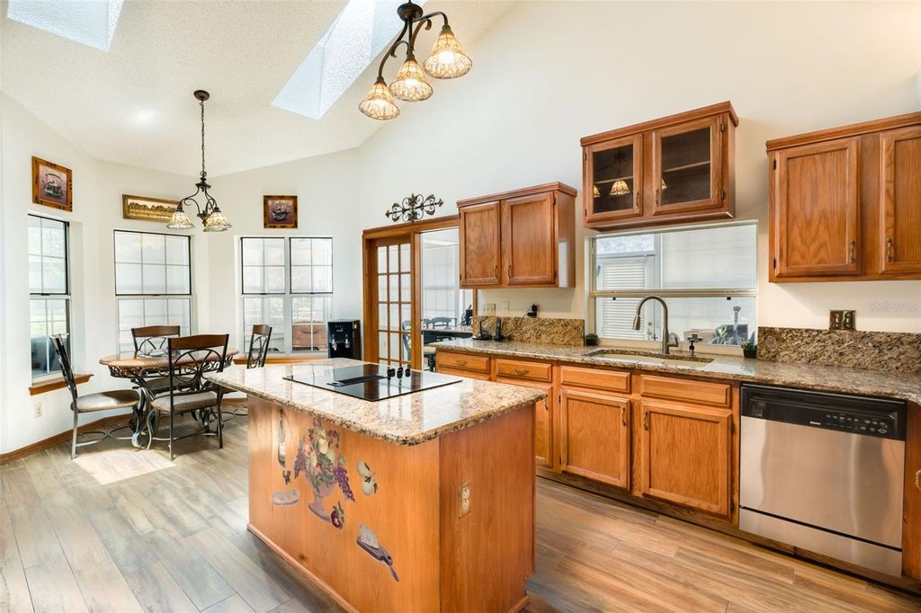 Image 25 of property listing at 2512 TRYON PLACE, Windermere, FL 34786