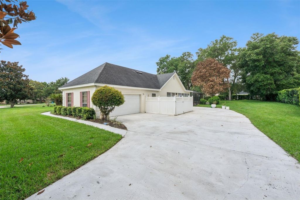 Image 52 of property listing at 2512 TRYON PLACE, Windermere, FL 34786