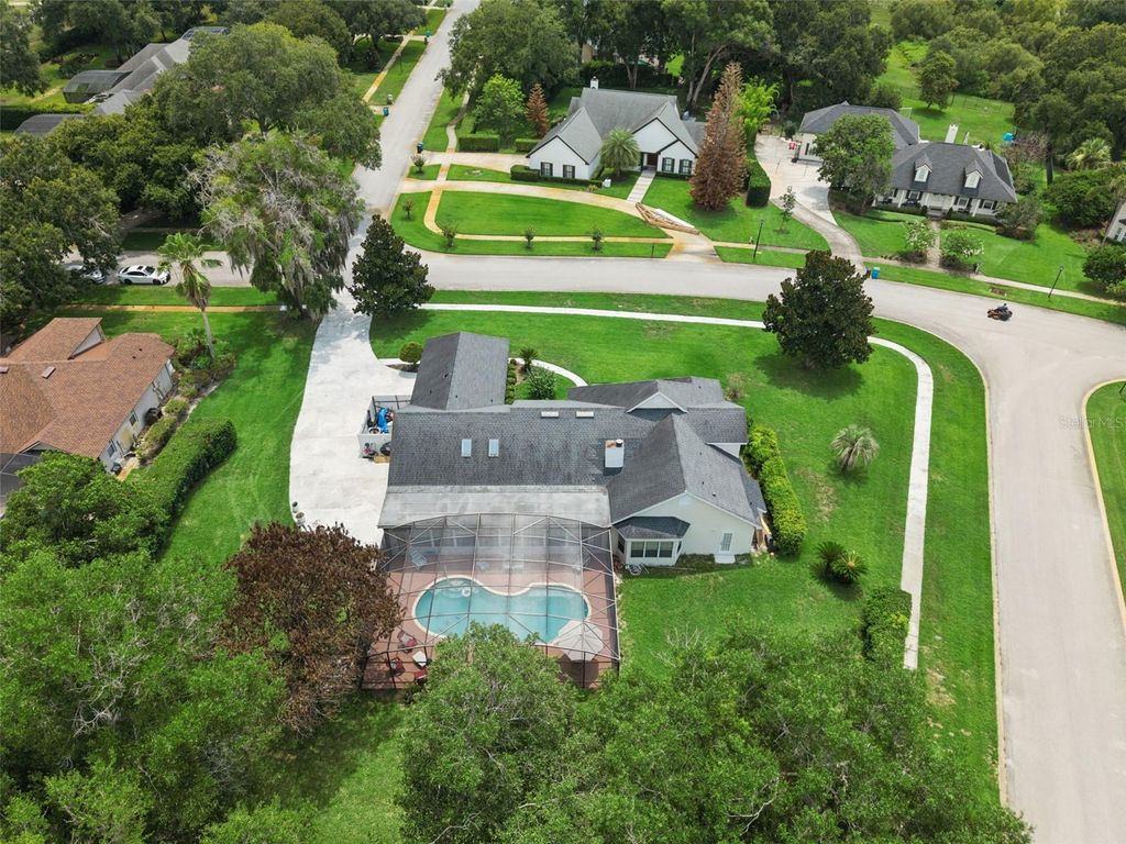 Image 53 of property listing at 2512 TRYON PLACE, Windermere, FL 34786