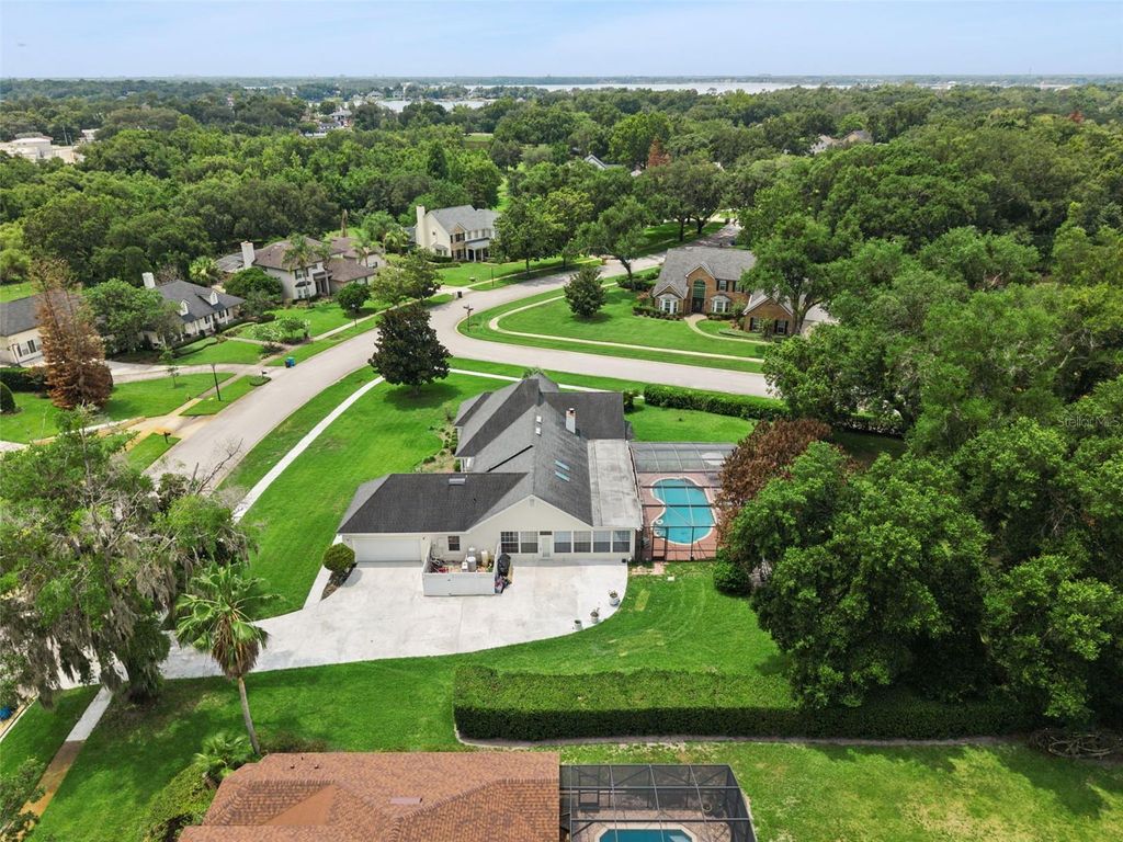 Image 54 of property listing at 2512 TRYON PLACE, Windermere, FL 34786