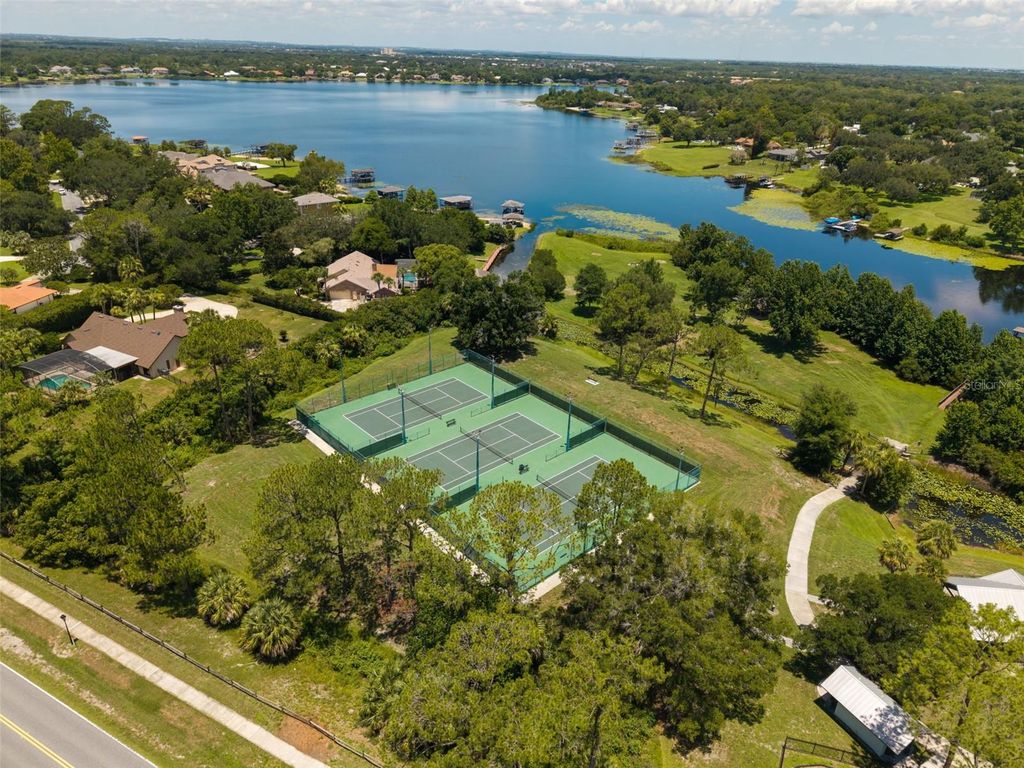 Image 67 of property listing at 2512 TRYON PLACE, Windermere, FL 34786