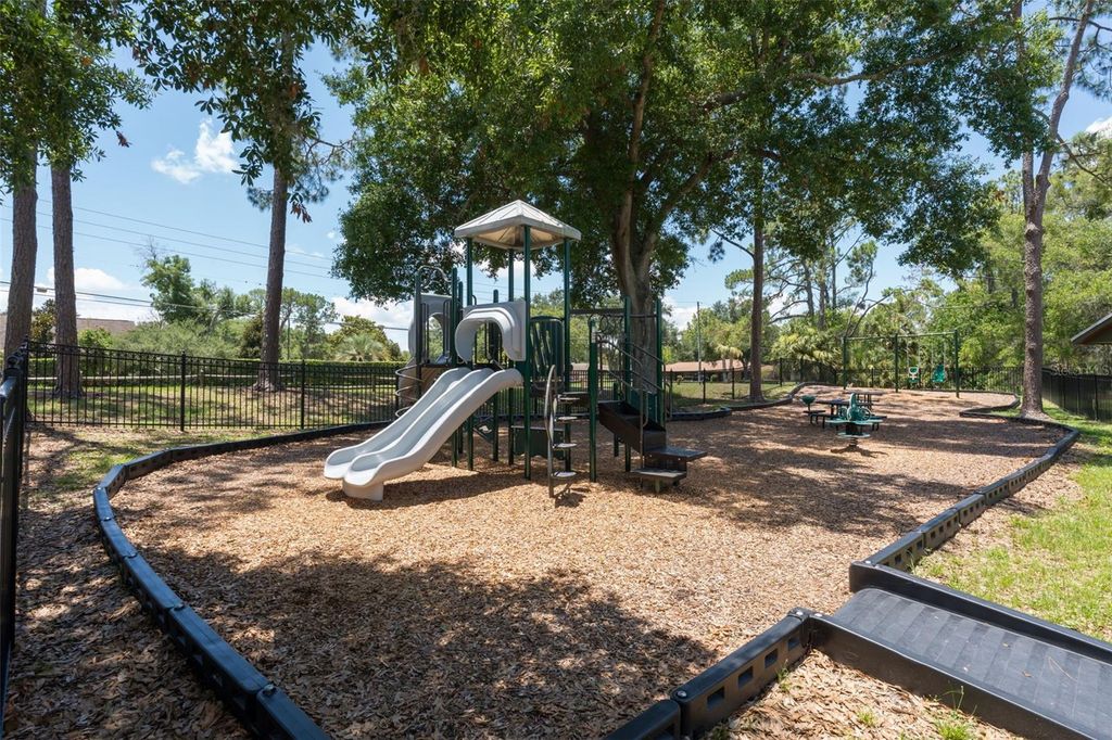Image 69 of property listing at 2512 TRYON PLACE, Windermere, FL 34786