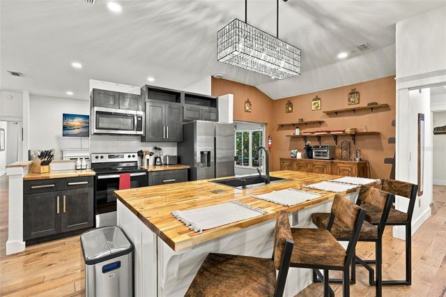 8140 NW HIGHWAY 225A, Ocala, FL 34482