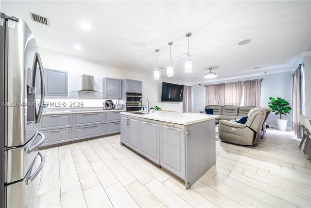 15792 SW 24th St, Miramar, FL 33027