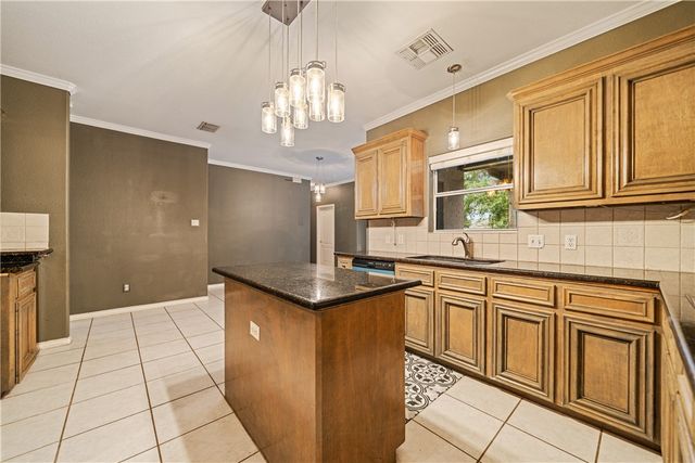 7505 Lourdes St, Corpus Christi, TX 78414