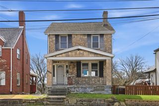 1655 Steuben St, Crafton Heights, PA 15205