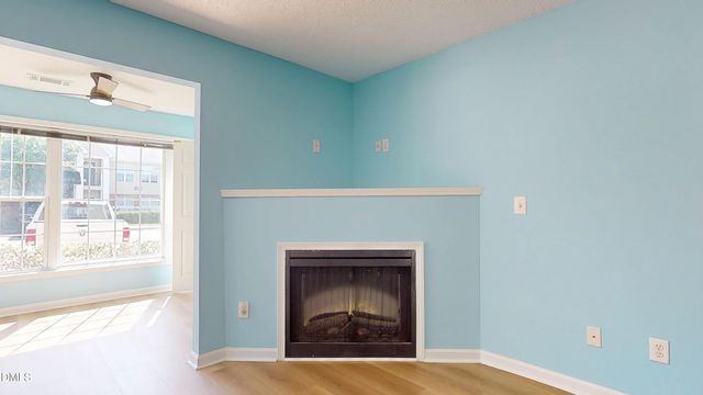 2501 Hunstcroft 100, Raleigh, NC 27617