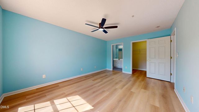 2501 Hunstcroft 100, Raleigh, NC 27617