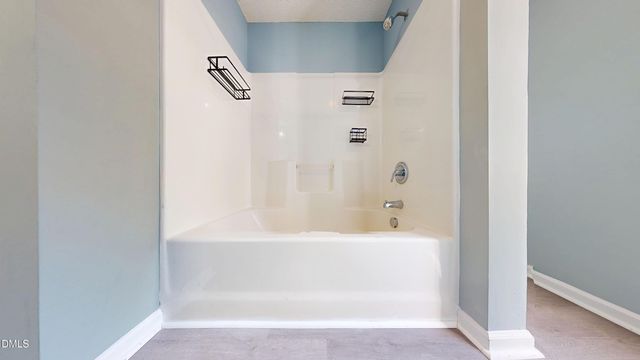 2501 Hunstcroft 100, Raleigh, NC 27617