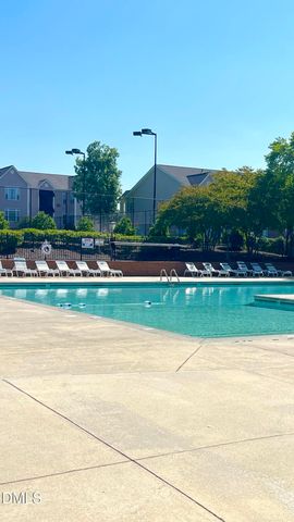 2501 Hunstcroft 100, Raleigh, NC 27617