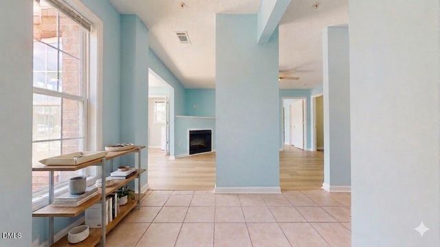 2501 Hunstcroft 100, Raleigh, NC 27617