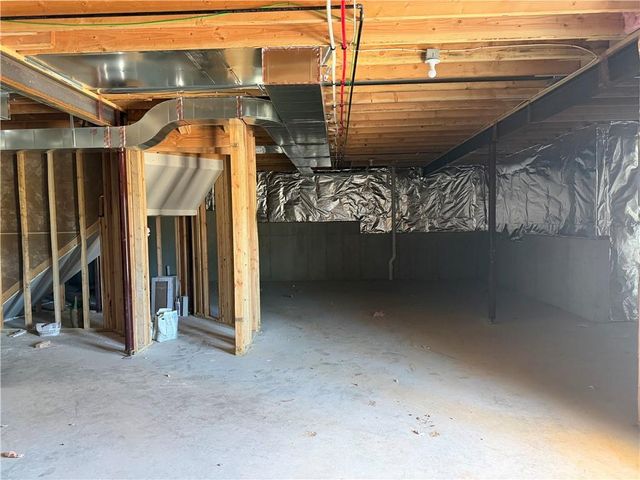 19799 W 114th Place, Olathe, KS 66061