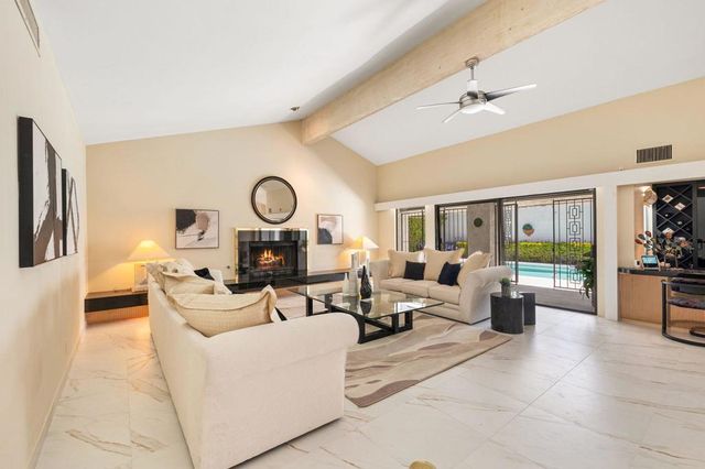 2082 S Madrona Drive, Palm Springs, CA 92264