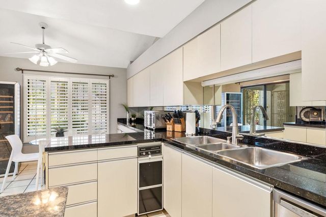 2082 S Madrona Drive, Palm Springs, CA 92264