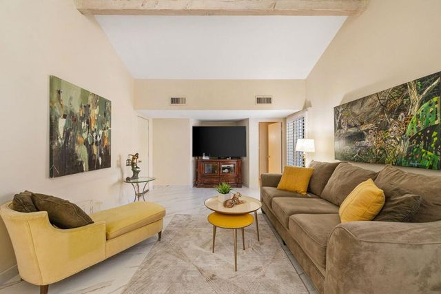 2082 S Madrona Drive, Palm Springs, CA 92264