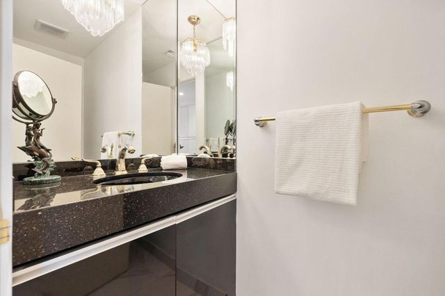 2082 S Madrona Drive, Palm Springs, CA 92264