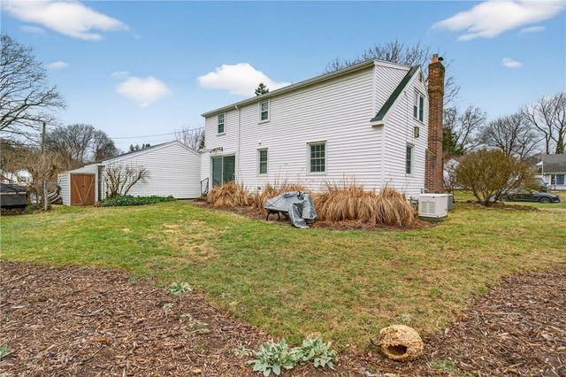 60 Hilltop Road, Greece, NY 14616