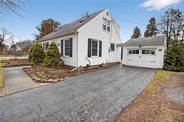 60 Hilltop Road, Greece, NY 14616