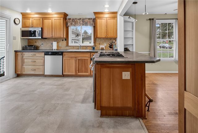 60 Hilltop Road, Greece, NY 14616