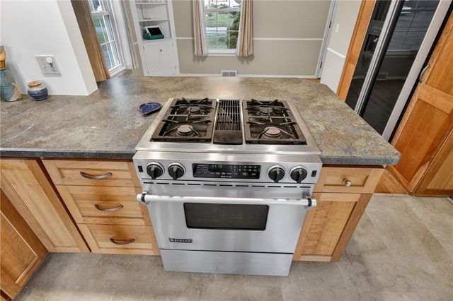 60 Hilltop Road, Greece, NY 14616