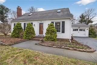 60 Hilltop Road, Greece, NY 14616