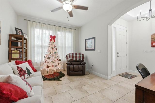 136 CASA BELLA BLVD, Deland, FL 32724