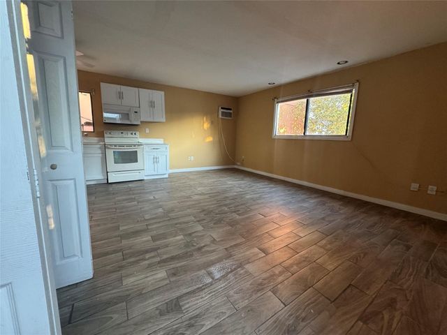 2131 Lincoln Street A, Hollywood, FL 33020